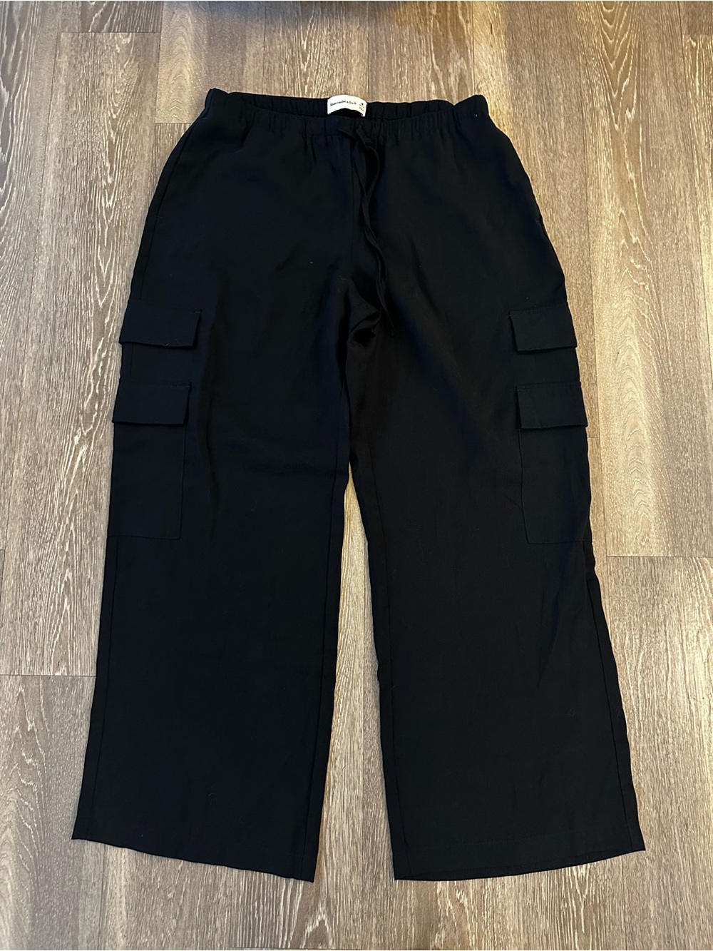 A&F Linen Blend Cargo Pull On Pants - Picture 2 of 3